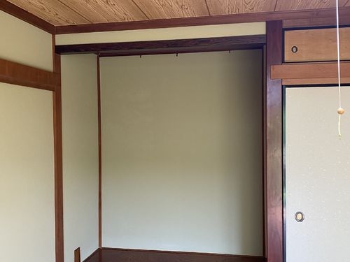 壁紙を張り完了です