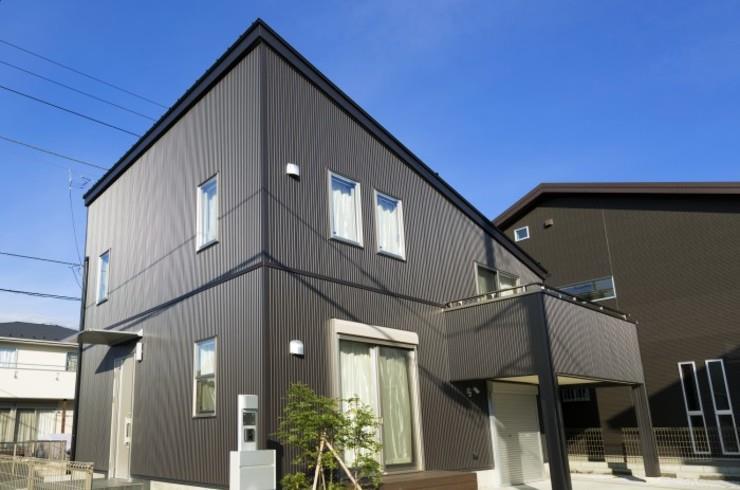 道路に面した家